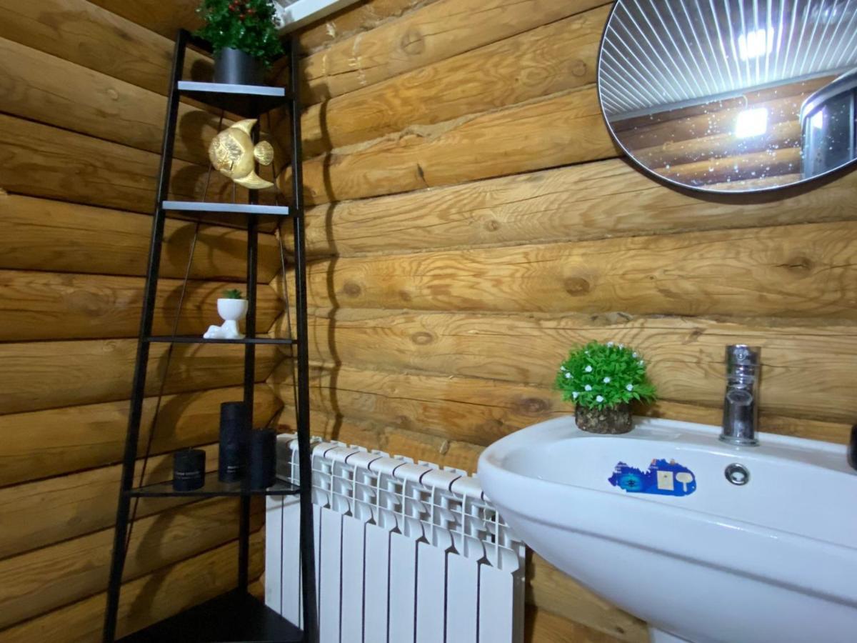 Manor Kolsay Bed and Breakfast Saty Esterno foto